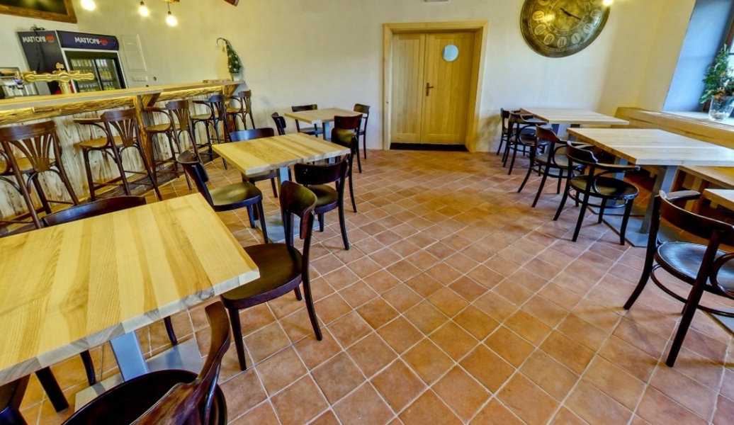 Ruční cihlová dlažba CD130HEX (2. jakostní třída)